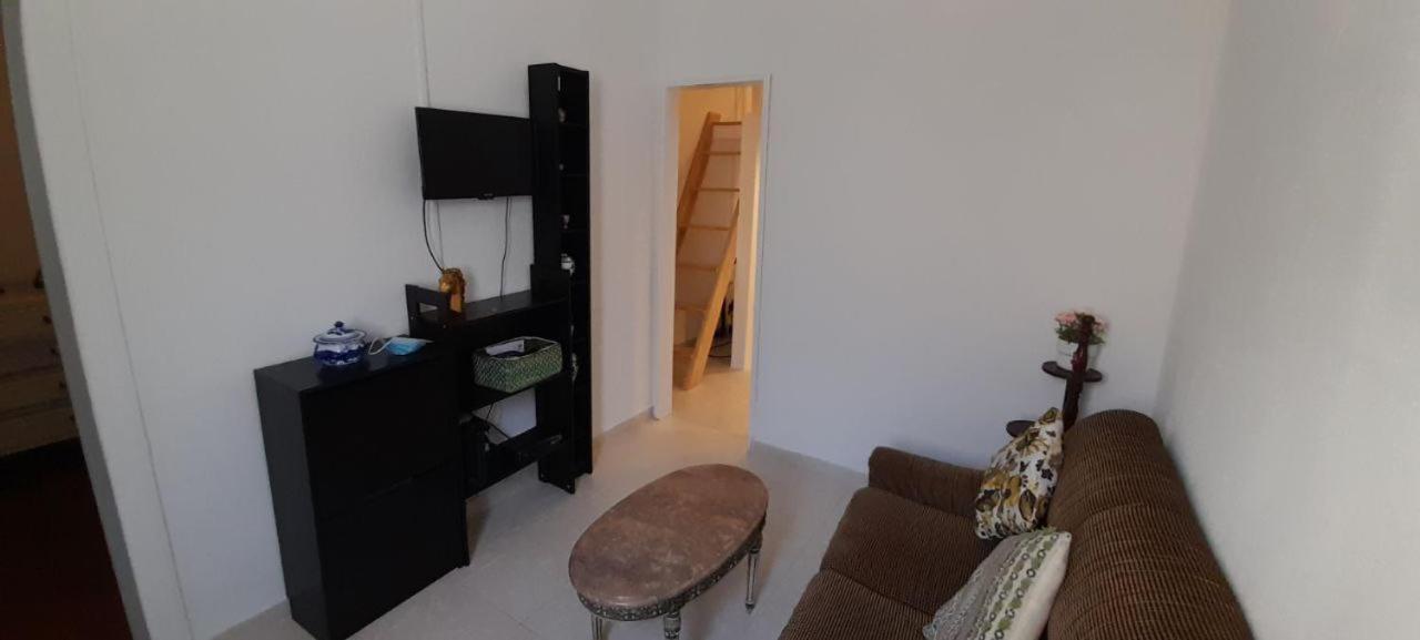 Moradia Em Vila Da Cidade Villa Lissabon Buitenkant foto